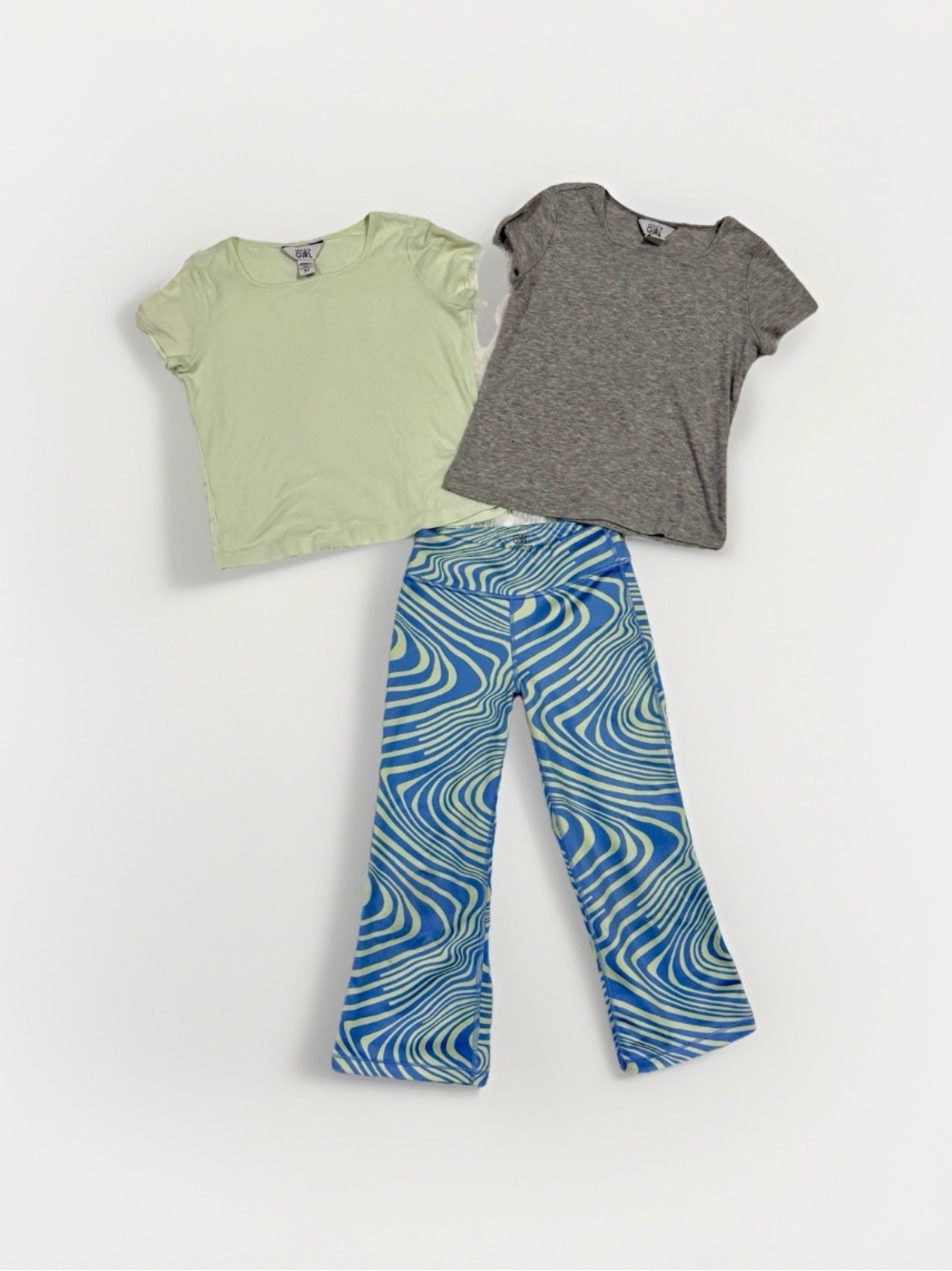 Athleta Girl Bundle Size 7 2 Ribbed T-shirts And Chit Chat Kick Flare Capri
